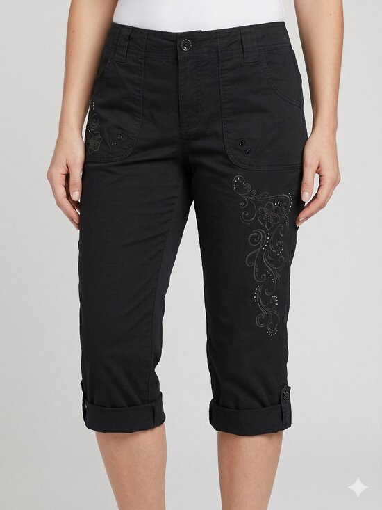 Gloria Vanderbilt Pants - Gloria Vanderbilt Black‎ Embroidered Rhinestone Cuffed Capri Pants